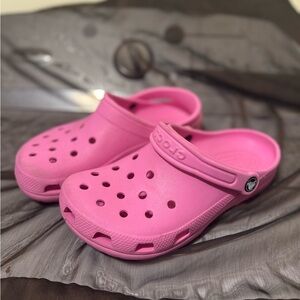 CROCS Kids Sandals - Vibrant Pink